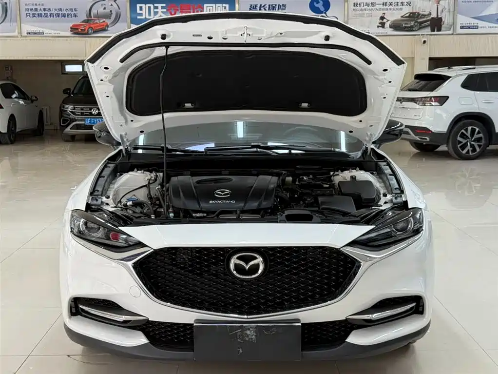 Mazda CX-4 2023