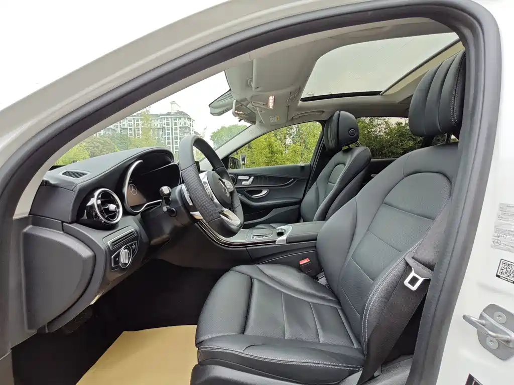 Mercedes-Benz C-Class 2020 — фото 10