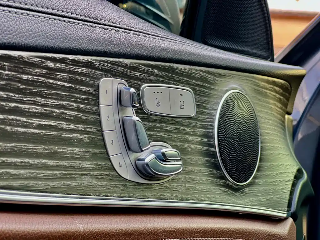 Mercedes-Benz E-Class 2020 — фото 12