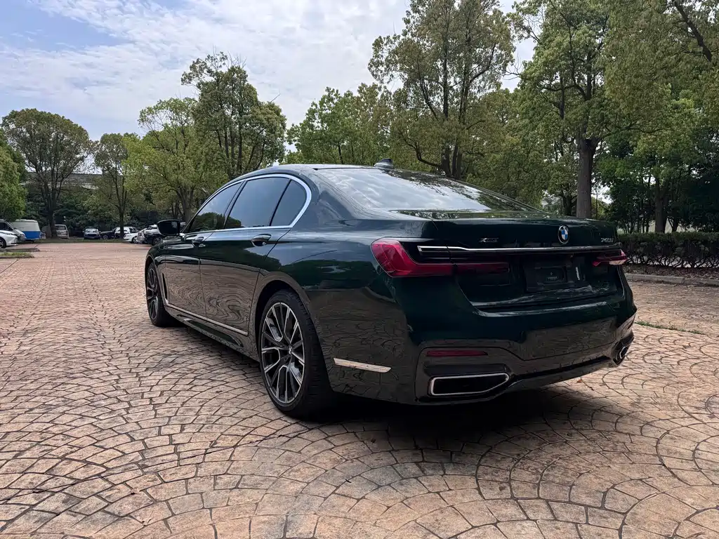 BMW 7 Series 2019 — фото 10