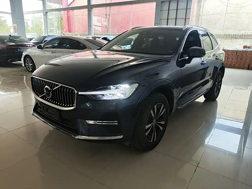 Volvo XC60 2024 — фото 2