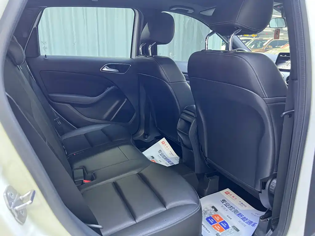 Mercedes-Benz B-Class 2018 — фото 16