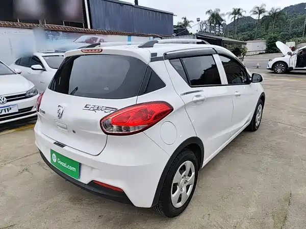 Baojun 310 2020