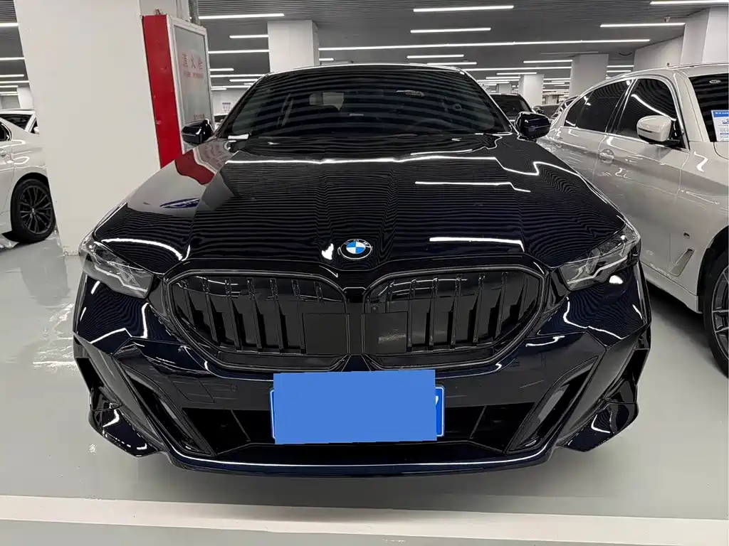 BMW 5 Series 2026