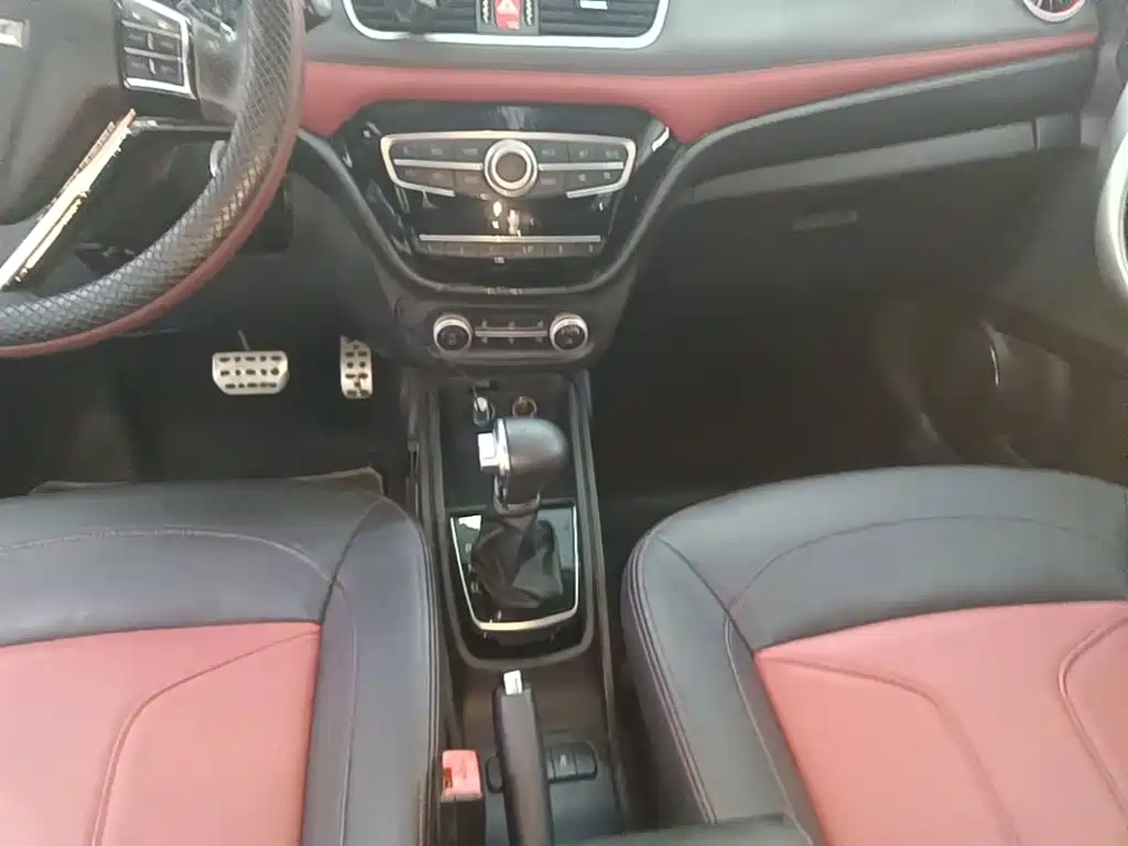 Haval H1 2016 — фото 14