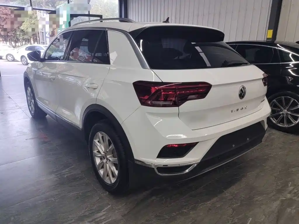 Volkswagen T-Roc 2021 — фото 5