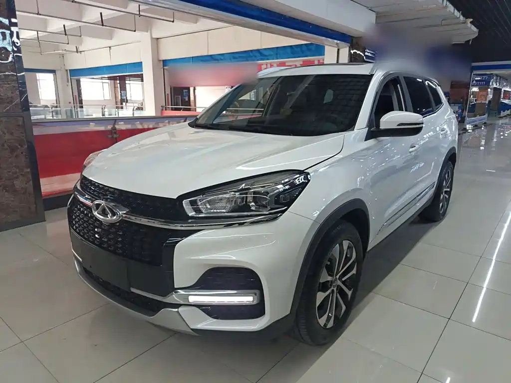 Chery Tiggo 8 2018 — фото 2