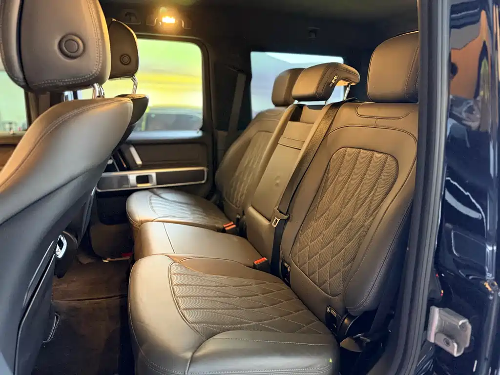 Mercedes-Benz G-Class 2023 — фото 17
