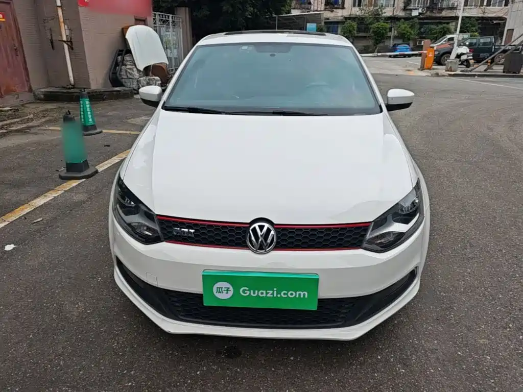 Volkswagen Polo 2015