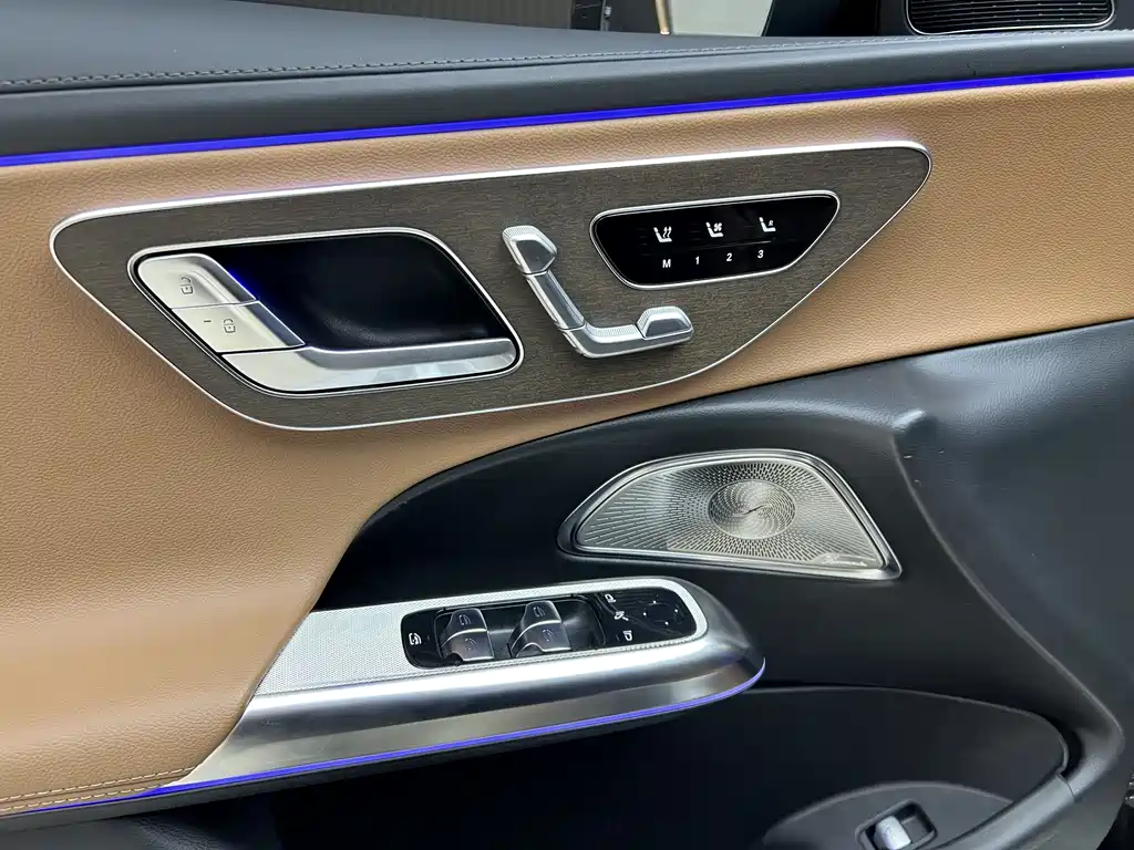 Mercedes-Benz E-Class 2026 — фото 10