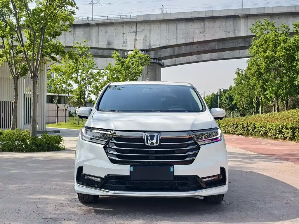 Honda Odyssey 2024 — фото 2