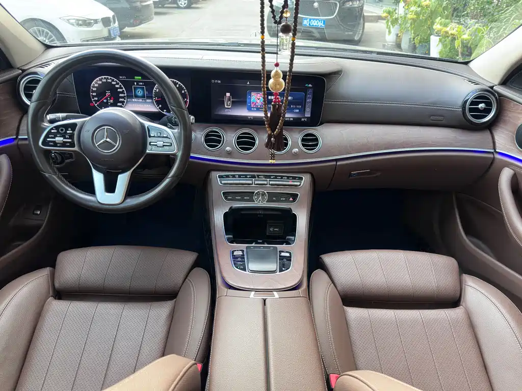 Mercedes-Benz E-Class 2020 — фото 6