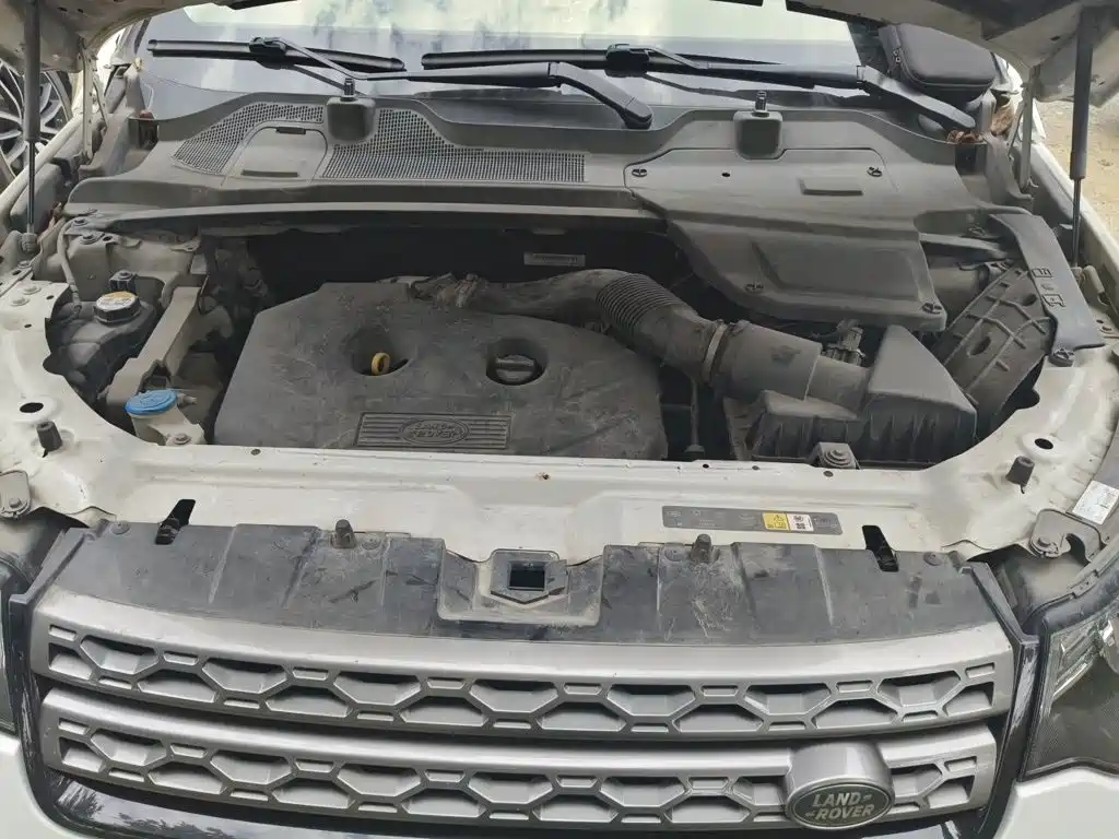Land Rover Discovery Sport 2016 — фото 16