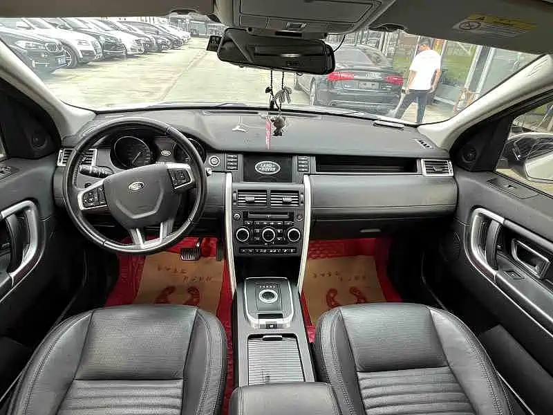 Land Rover Discovery Sport 2017 — фото 4