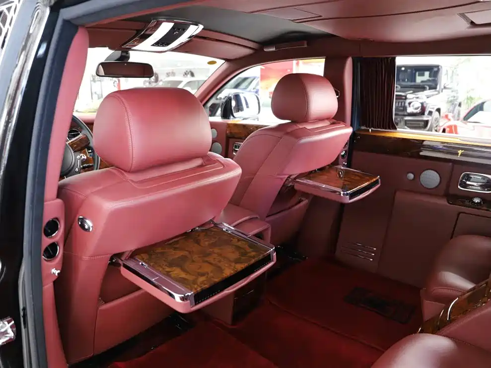 Rolls-Royce Phantom 2012 — фото 9