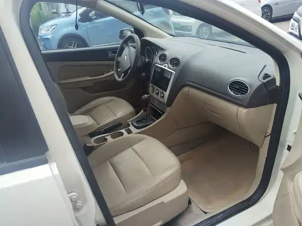 Ford Focus 2012