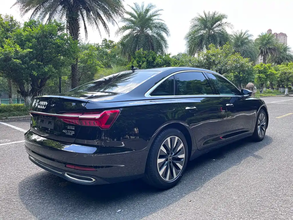 Audi A6L 2022 — фото 4