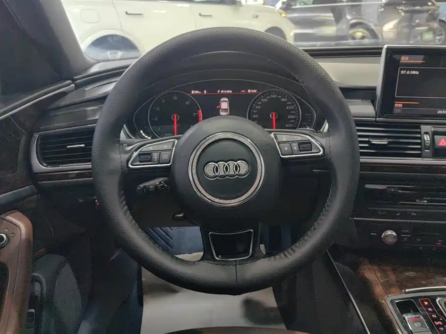 Audi A6L 2018 — фото 15