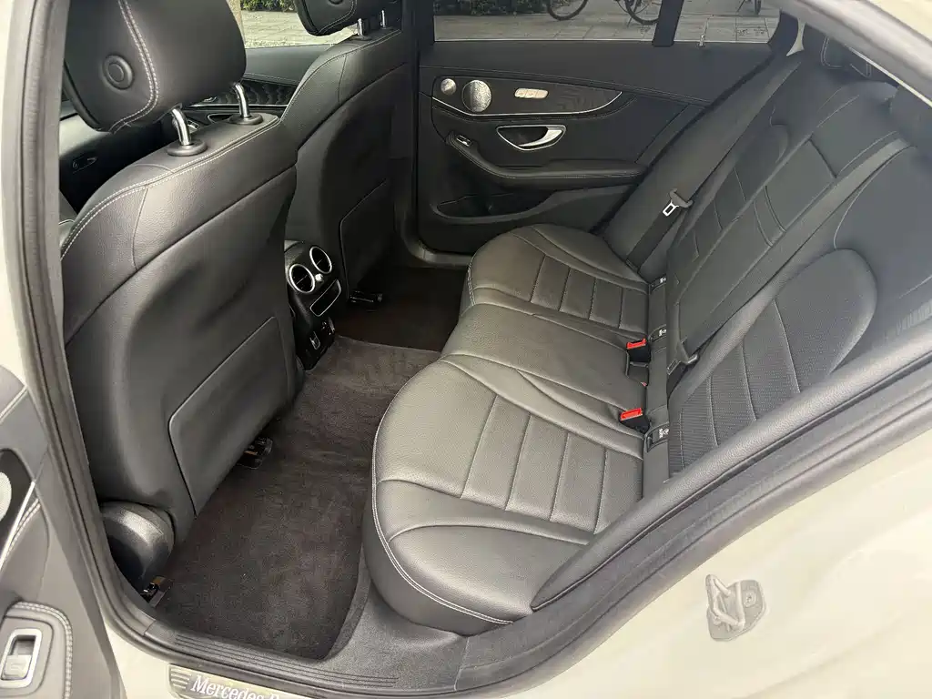 Mercedes-Benz C-Class 2020 — фото 13