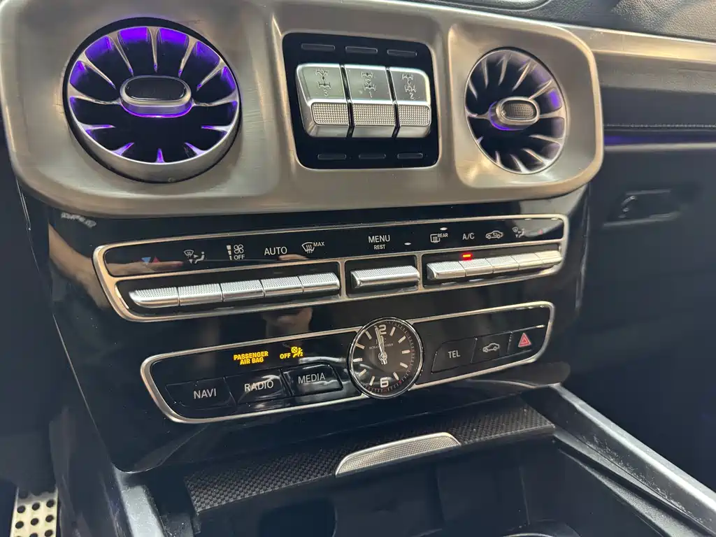 Mercedes-Benz G-Class 2019 — фото 13
