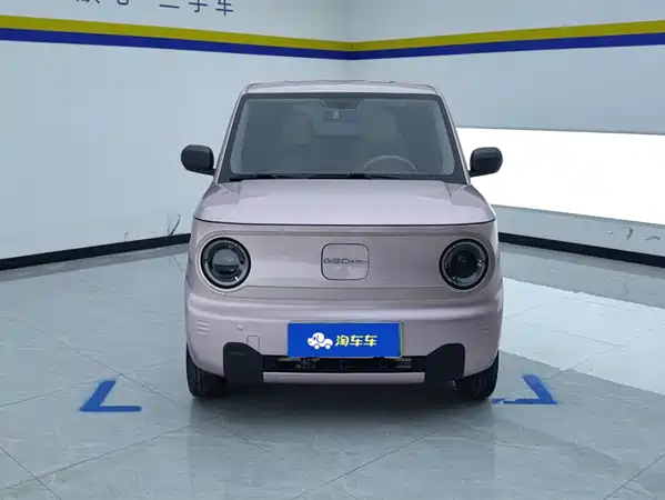 Geely Galaxy Panda 2023