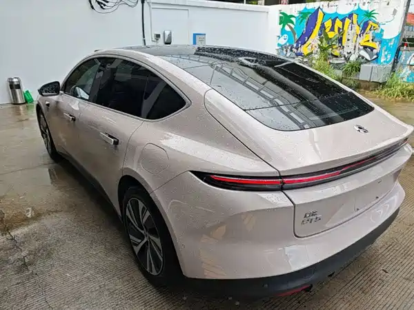 NIO ET5 2024