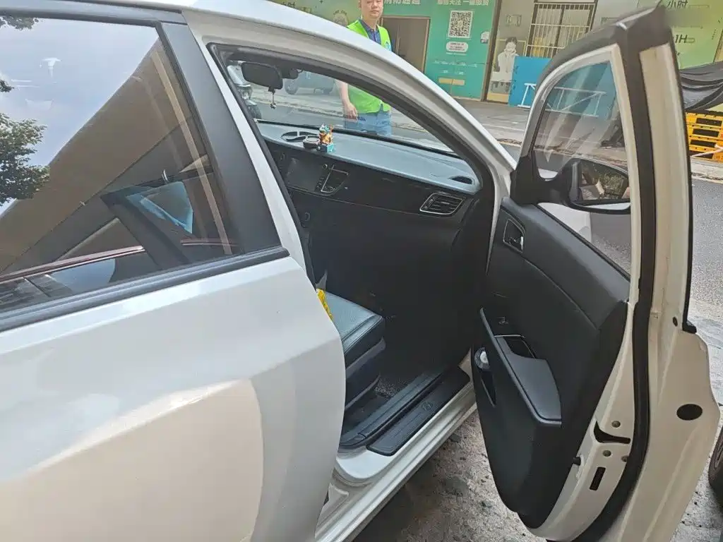 Hyundai Mistra 2015 — фото 20