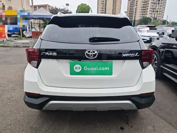 Toyota Yaris L 2022