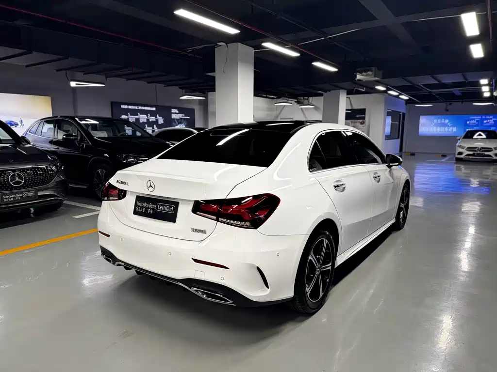 Mercedes-Benz A-Class 2023 — фото 6