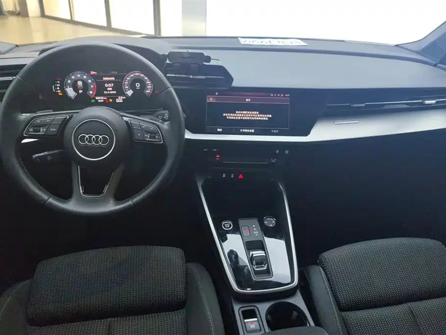 Audi A3 2022 — фото 12