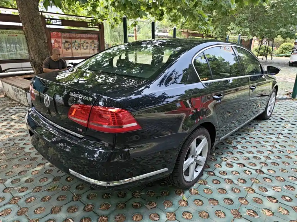 Volkswagen Magotan 2016