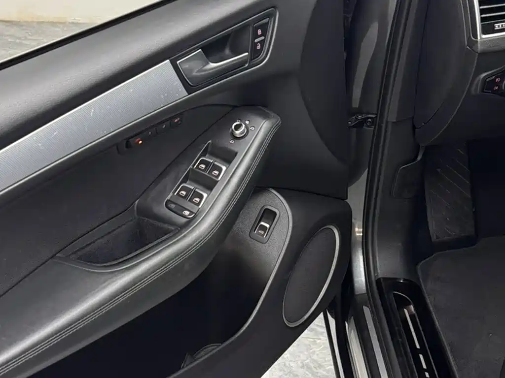 Audi Q5 2018 — фото 18