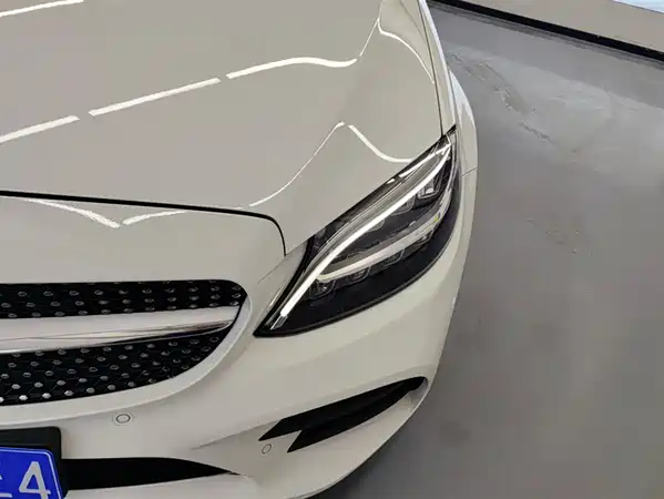 Mercedes-Benz C-Class 2020