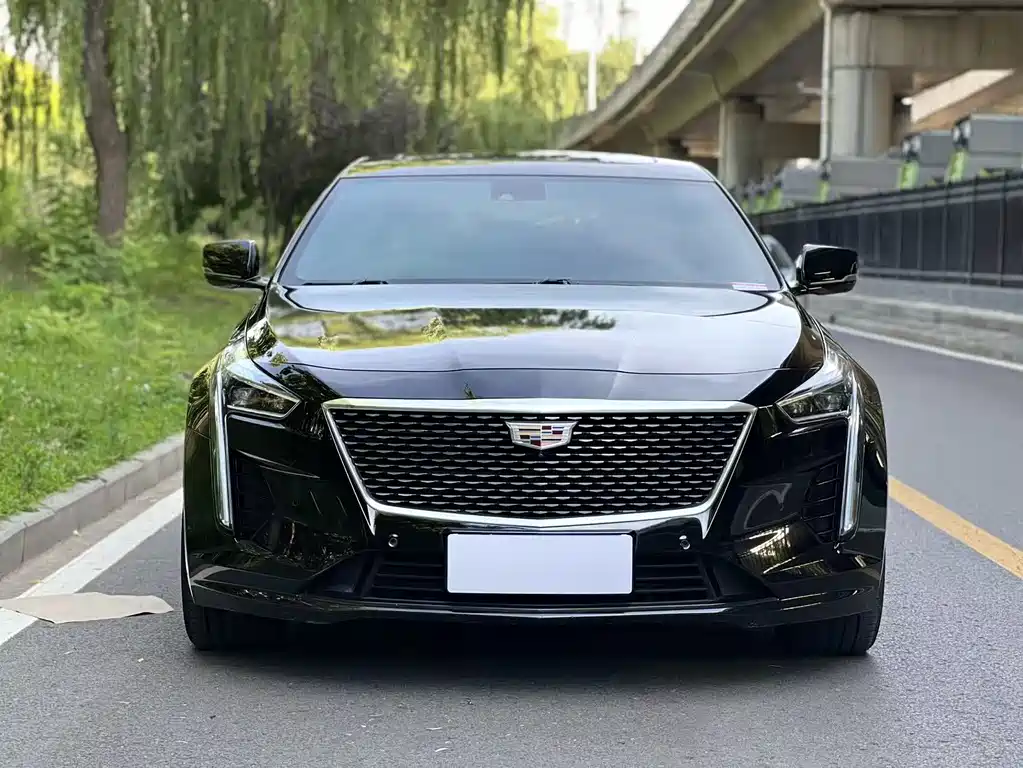 Cadillac CT6 2022 — фото 2
