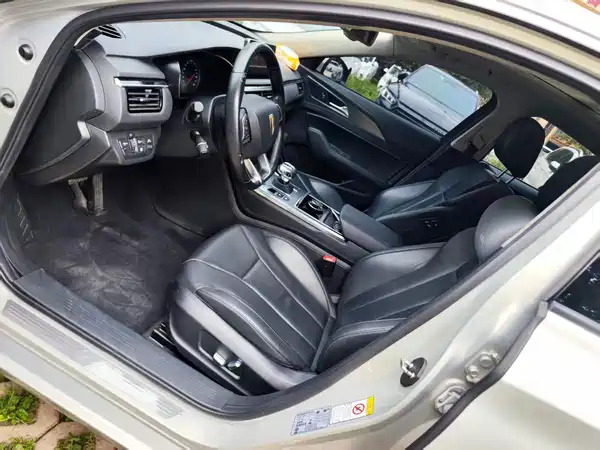 Hongqi H5 2021