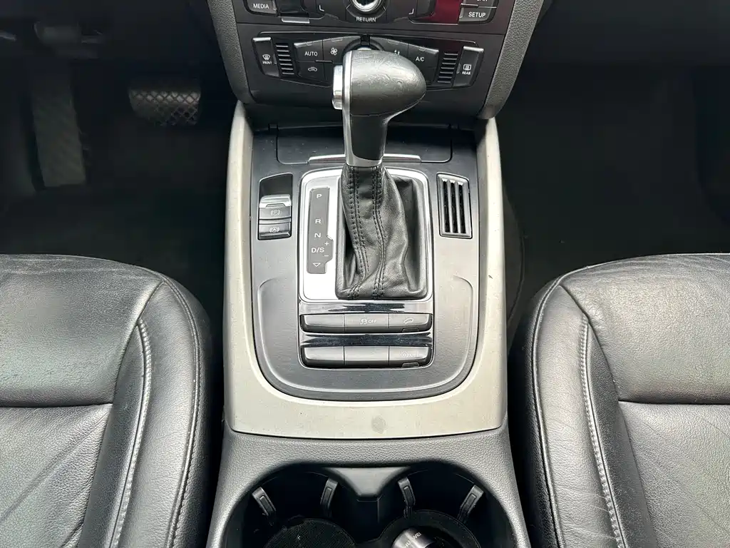 Audi Q5 2016 — фото 16