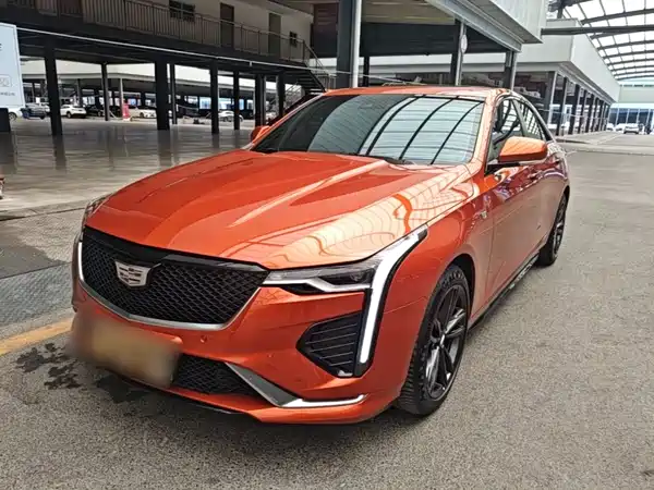 Cadillac CT4 2023