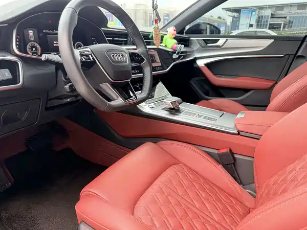 Audi A7L 2024