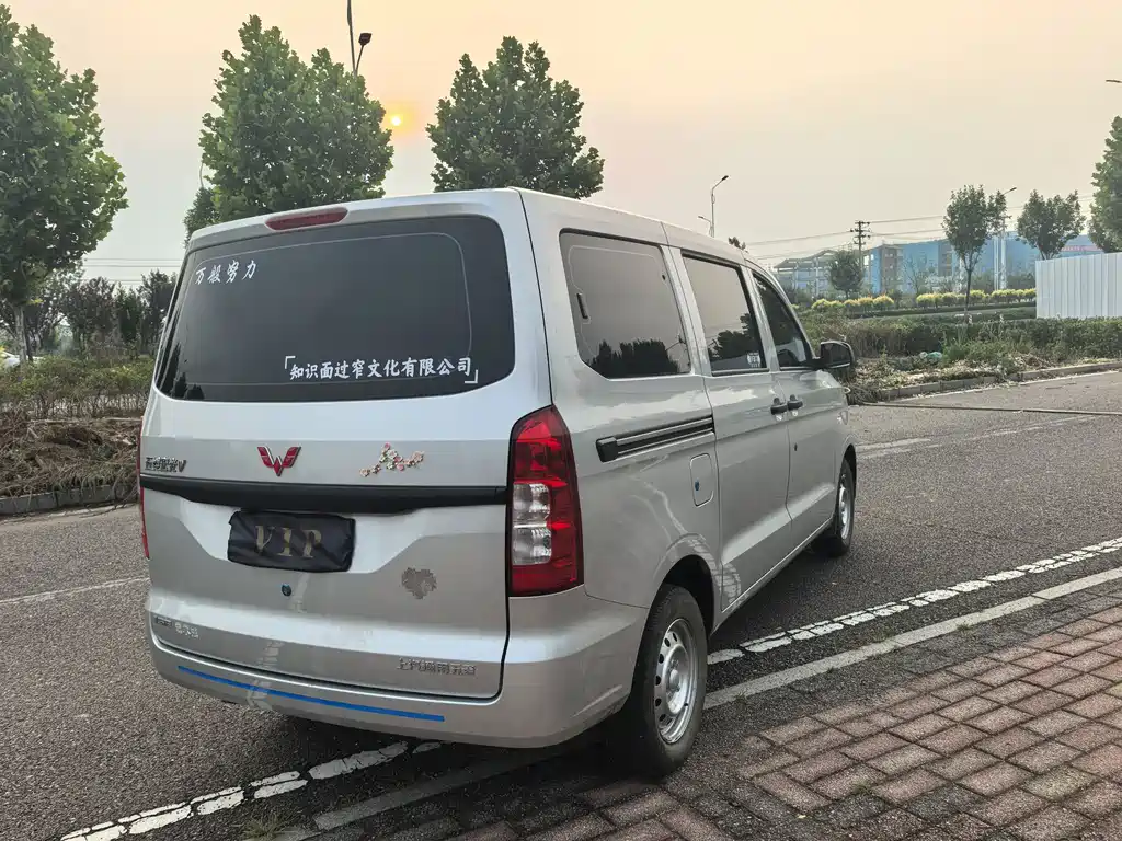 Wuling Hongguang V 2025 — фото 11