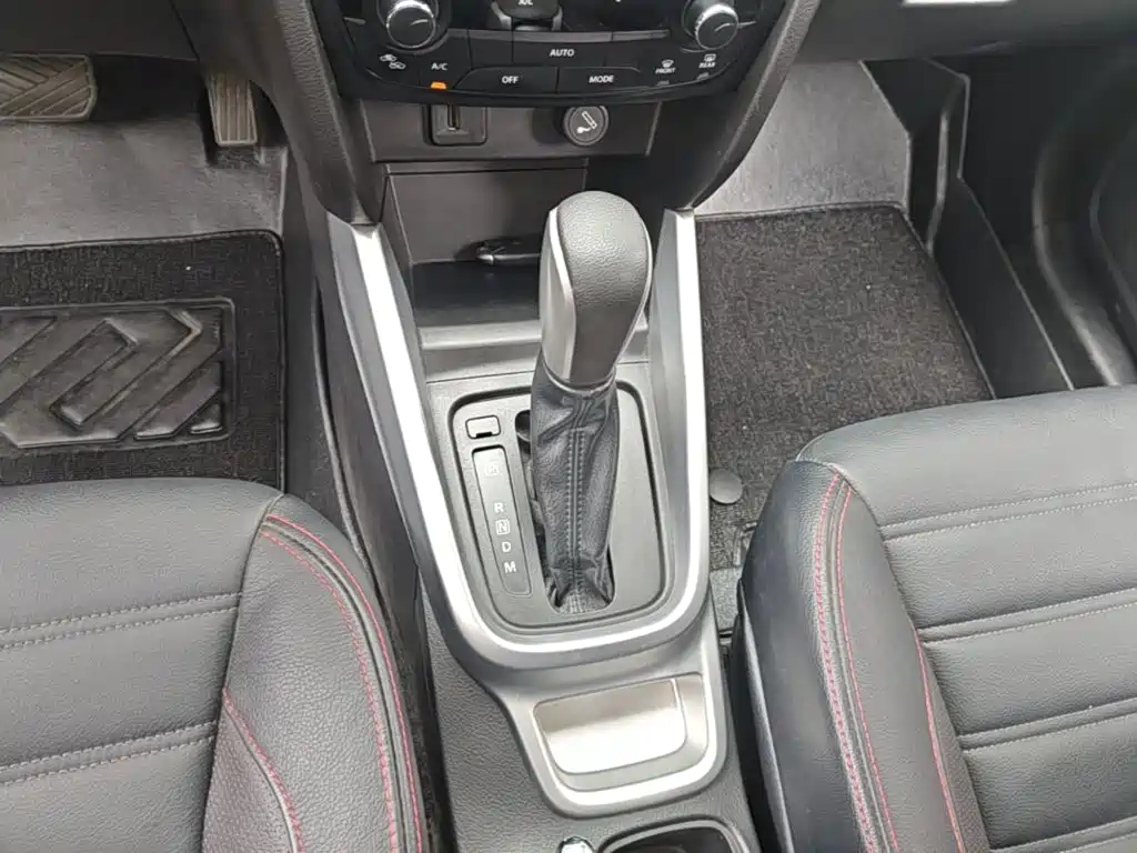Suzuki Vitara 2016 — фото 14