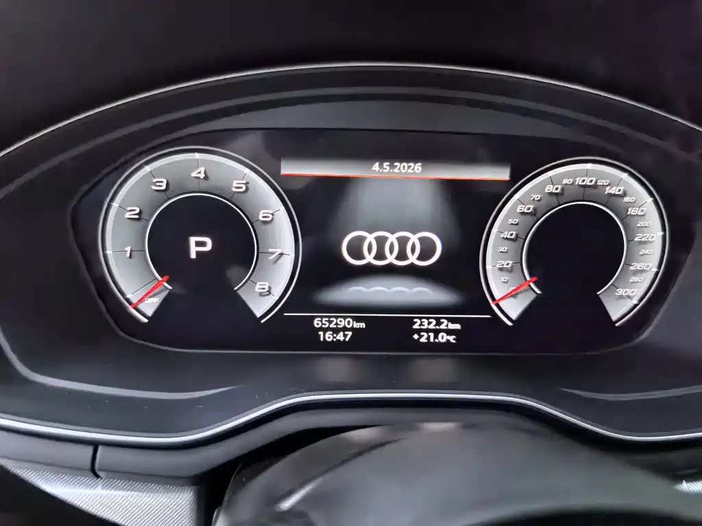 Audi A4 2021 — фото 12
