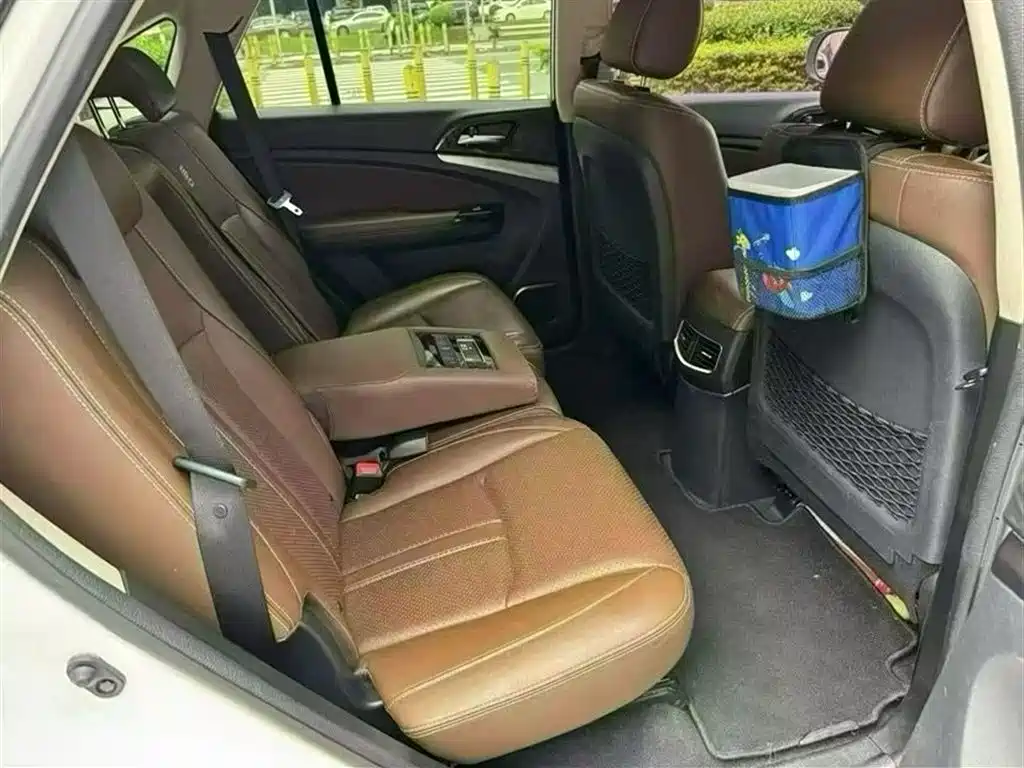 BYD Tang New Energy 2015