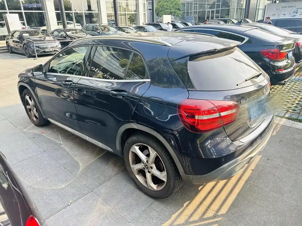 Mercedes-Benz GLA 2018 — фото 4