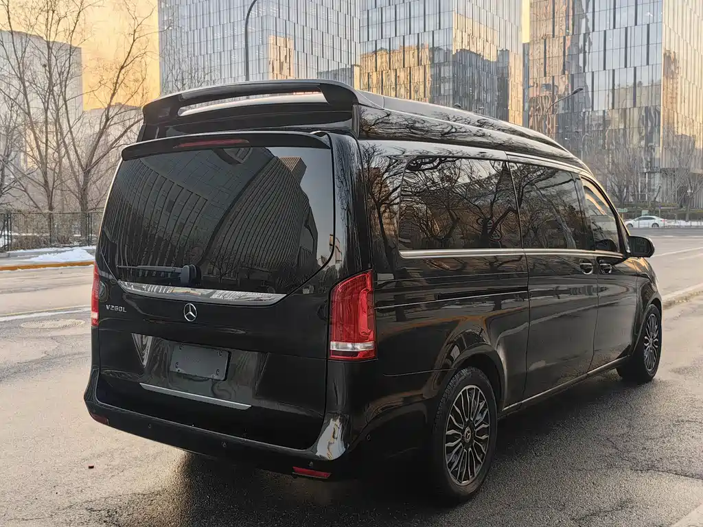 Mercedes-Benz V-Class 2020 — фото 4