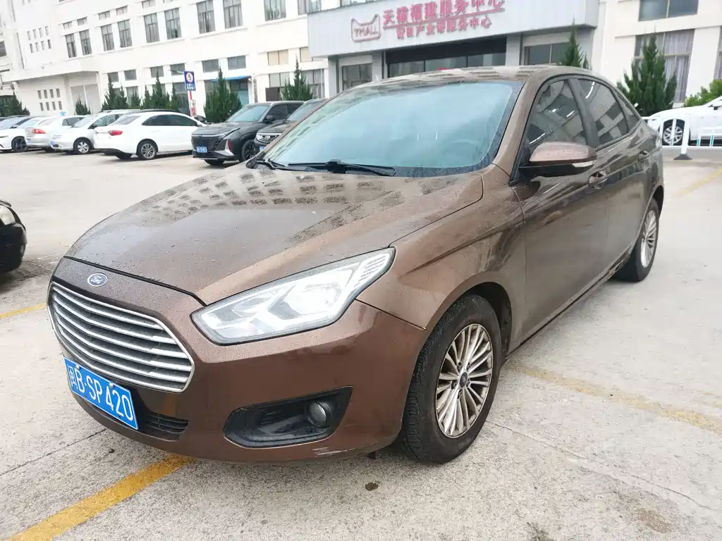 Ford Escort 2015