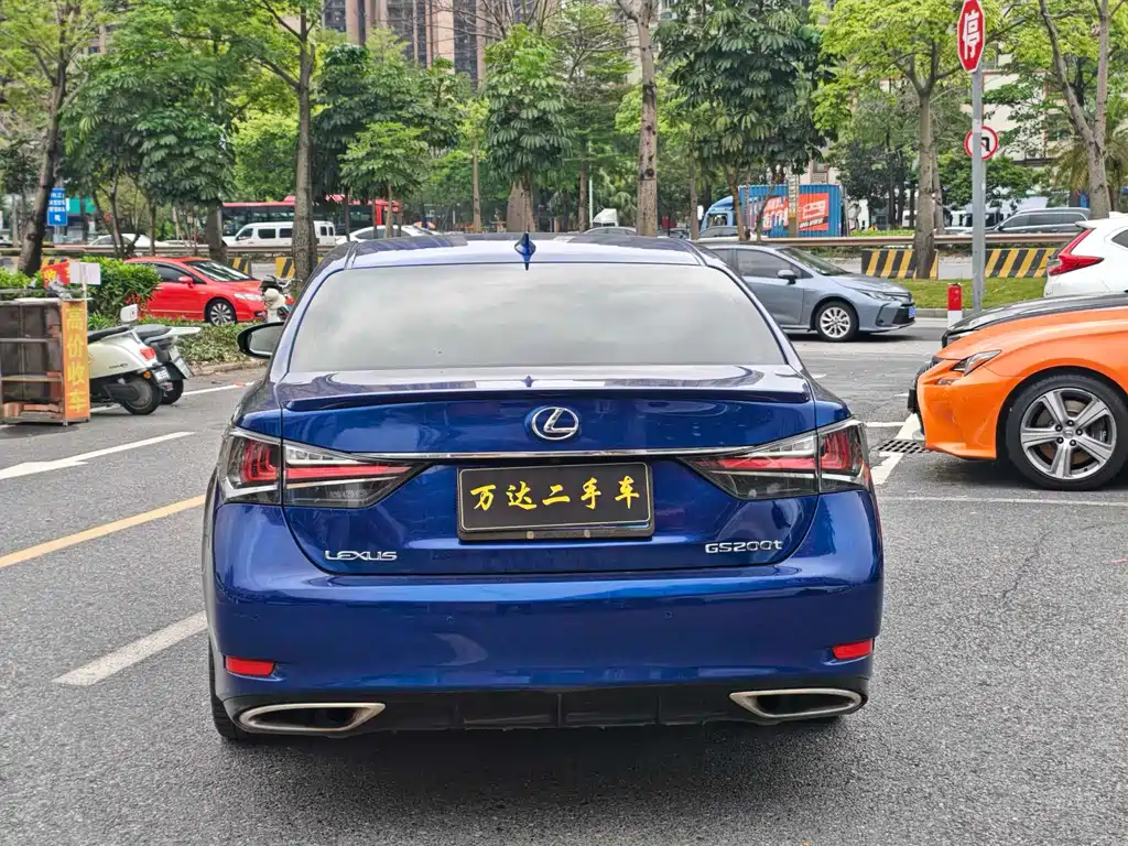 Lexus GS 2017 — фото 12