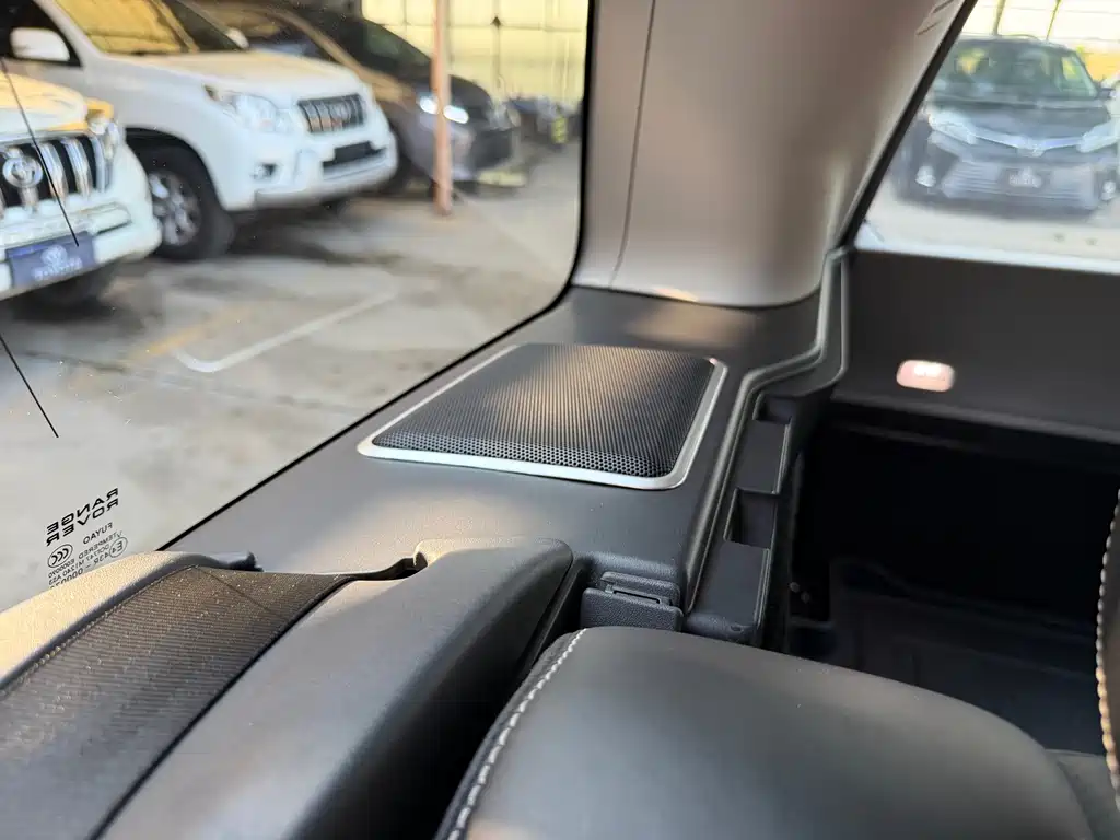 Land Rover Range Rover 2014 — фото 17