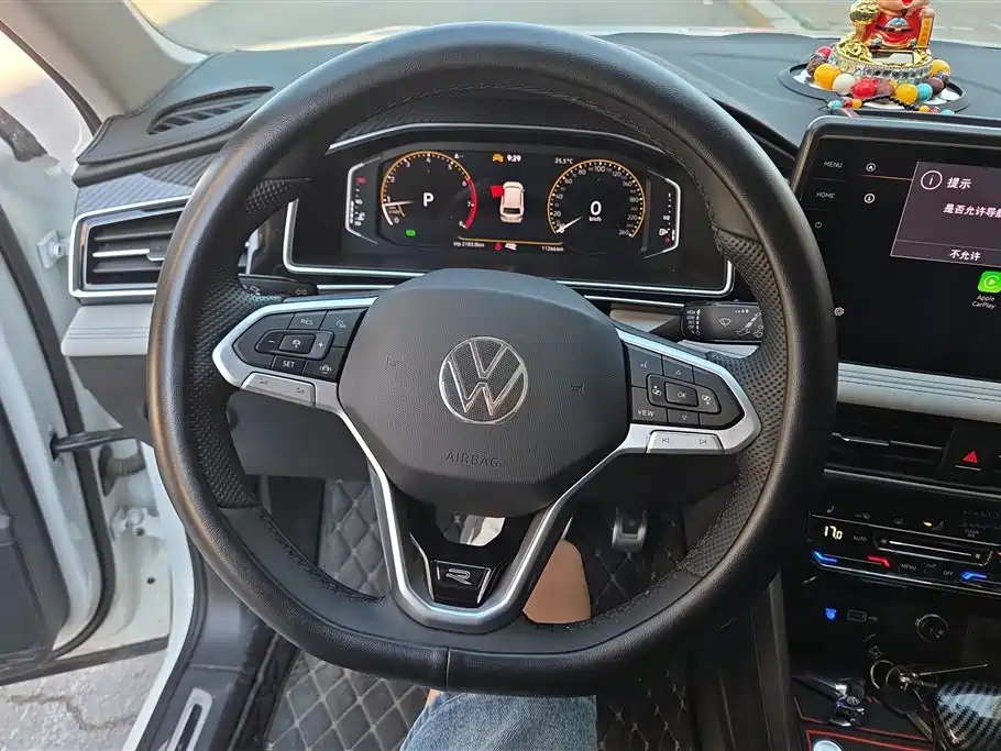 Volkswagen Tiguan L 2024 — фото 15
