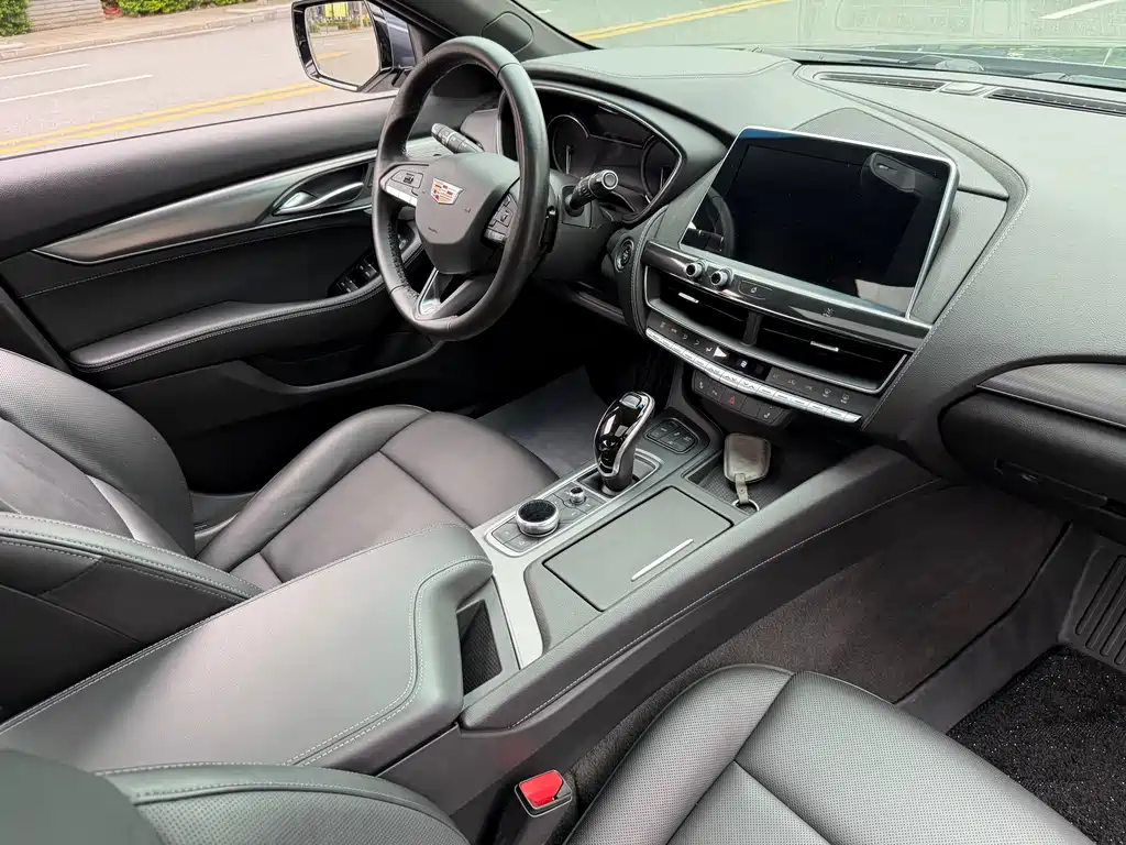 Cadillac CT5 2020 — фото 14