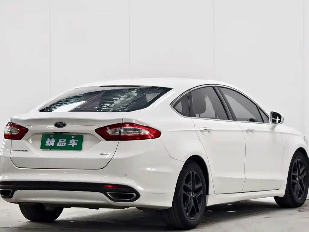Ford Mondeo 2015 — фото 4
